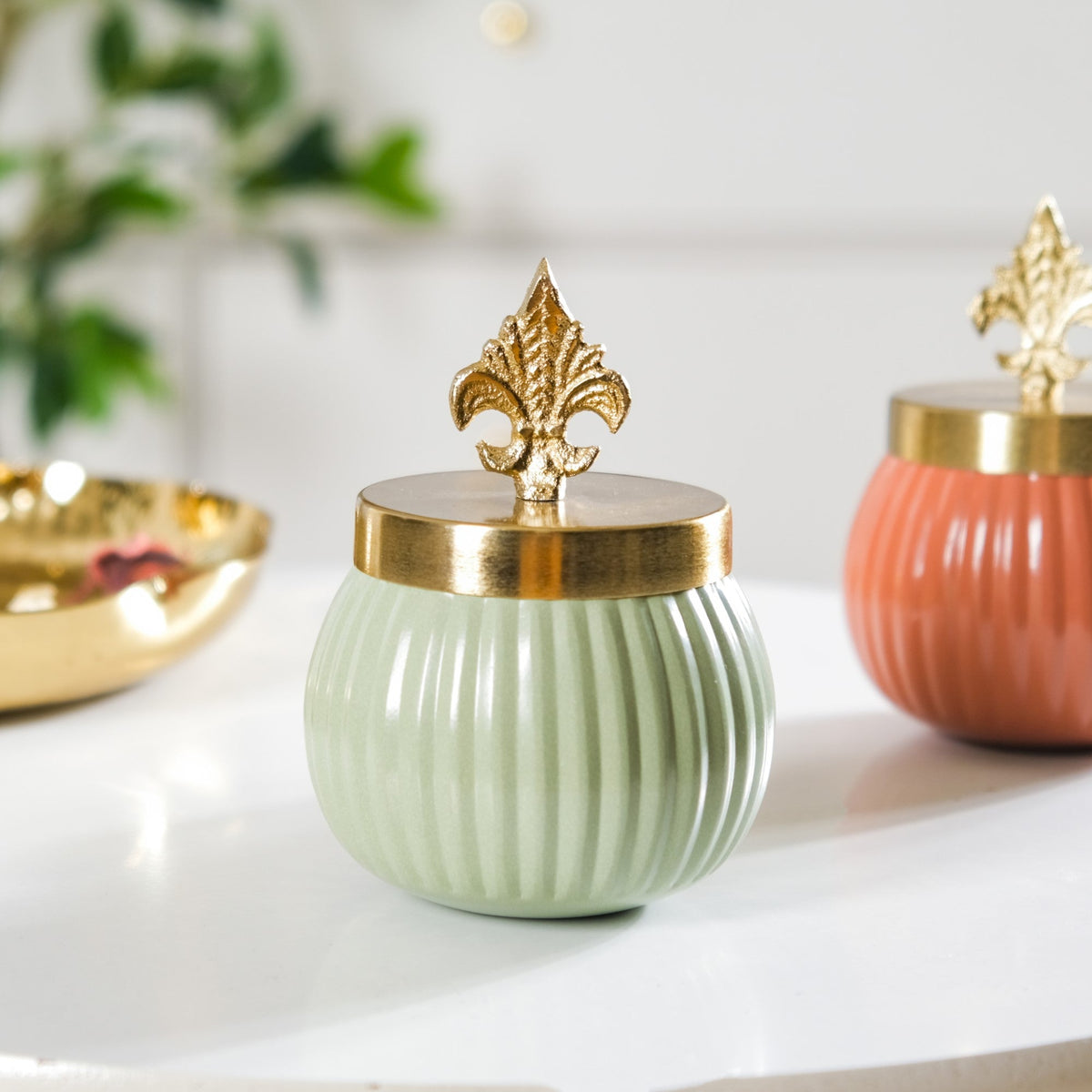 Metal Jar Set Of 2 Nestasia