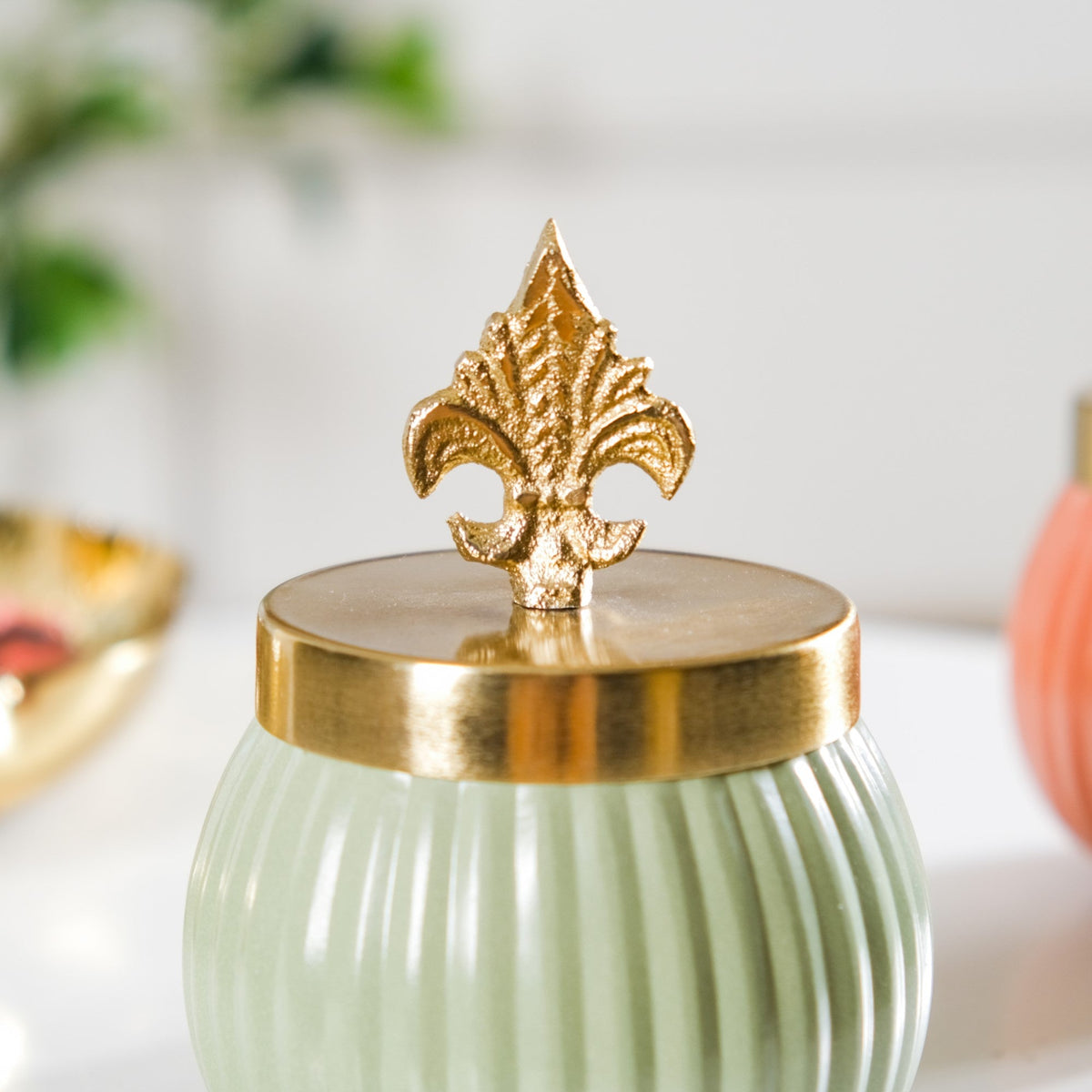 Metal Jar Set Of 2 Nestasia
