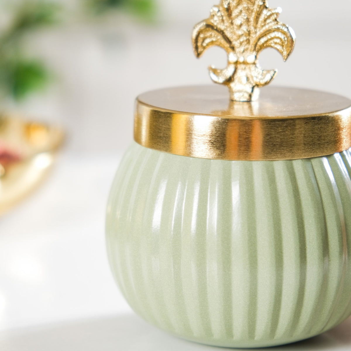 Metal Jar Set Of 2 Nestasia