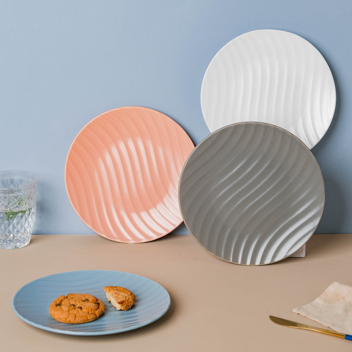 Textured Plate Nestasia