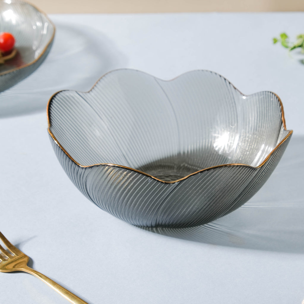 Wavy Glass Serving Bowl Grey Nestasia