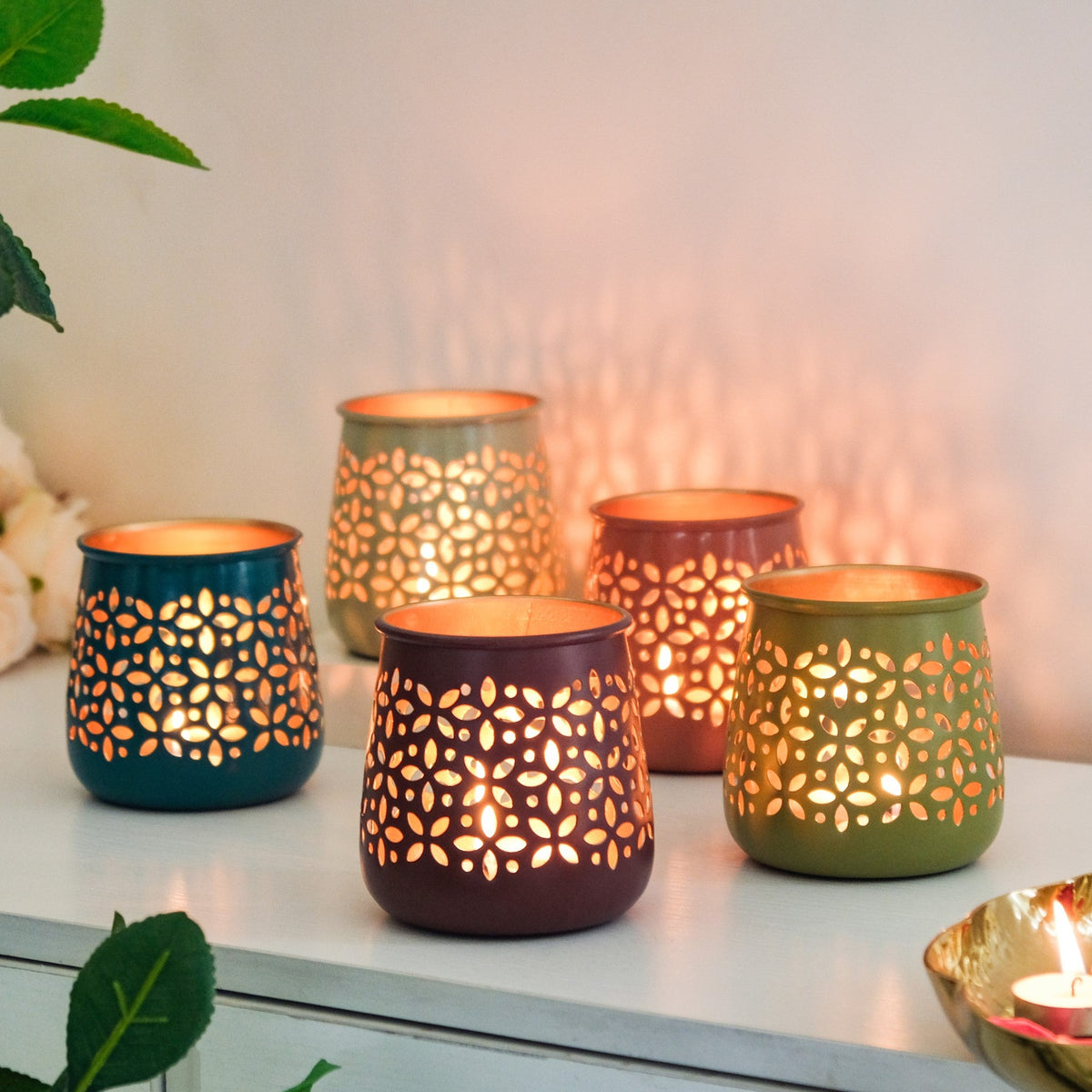 Festive Tealight Candle Holder Set Of 5 Nestasia