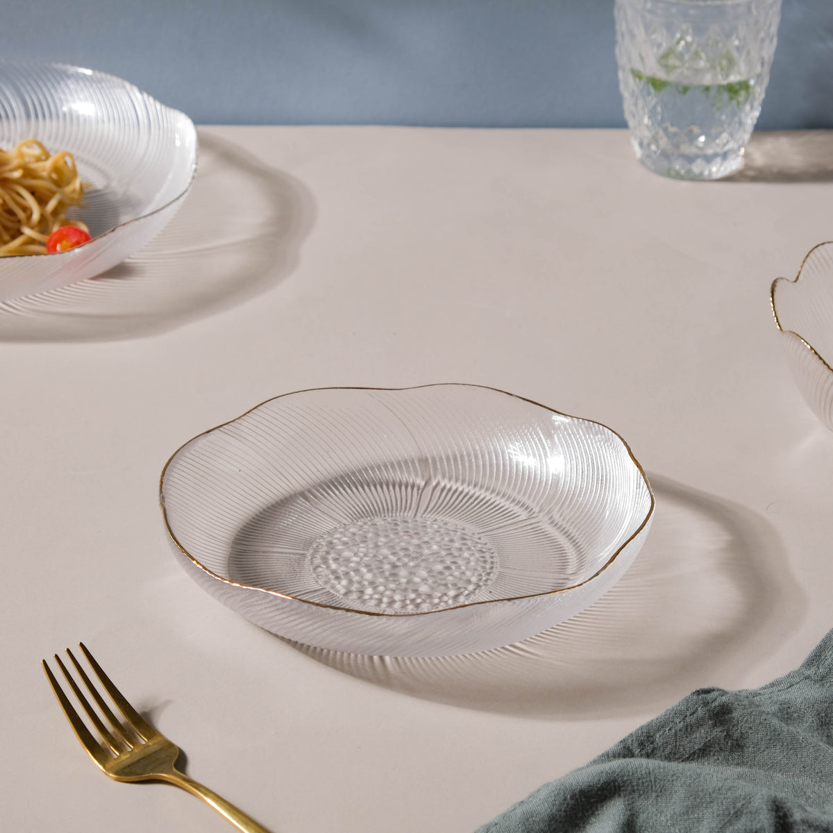 Glass Salad Plate Nestasia