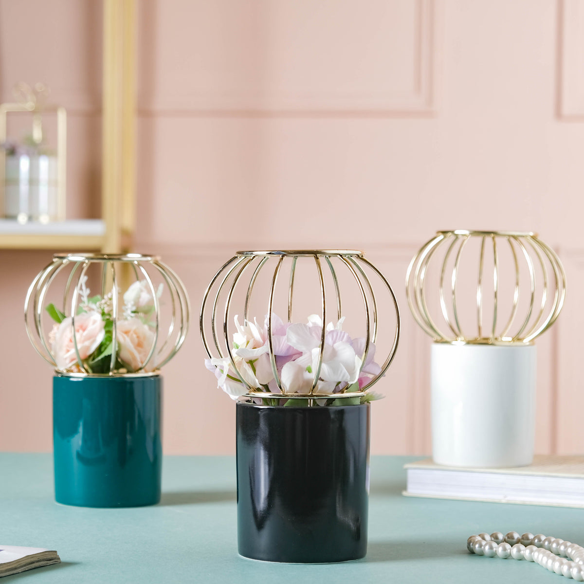 Globe Vase Nestasia