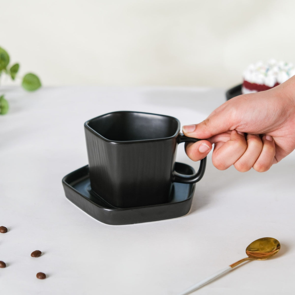 Pentagon Mug with Saucer Black Nestasia