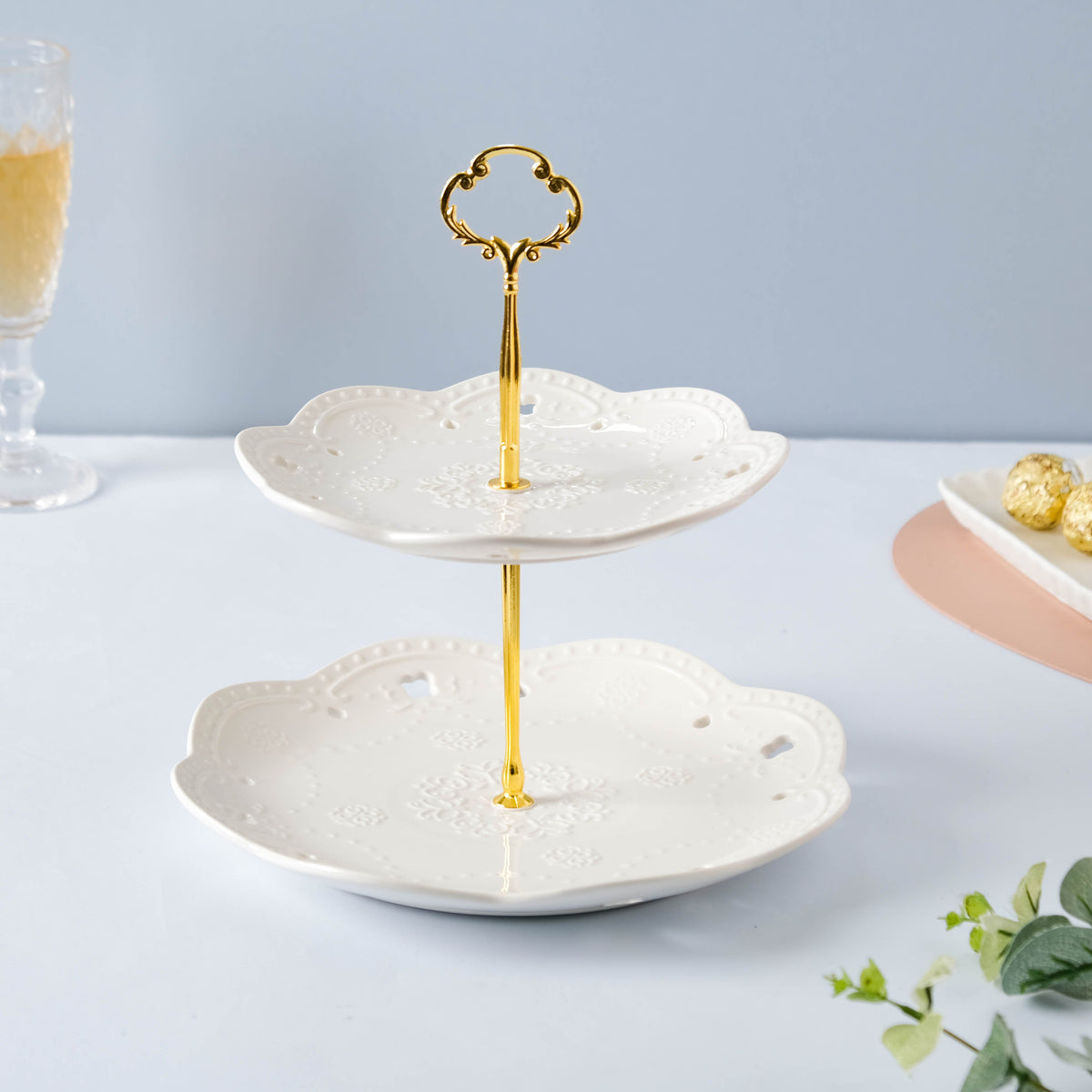 White Crochet Ceramic 2-tier Cupcake Stand Nestasia