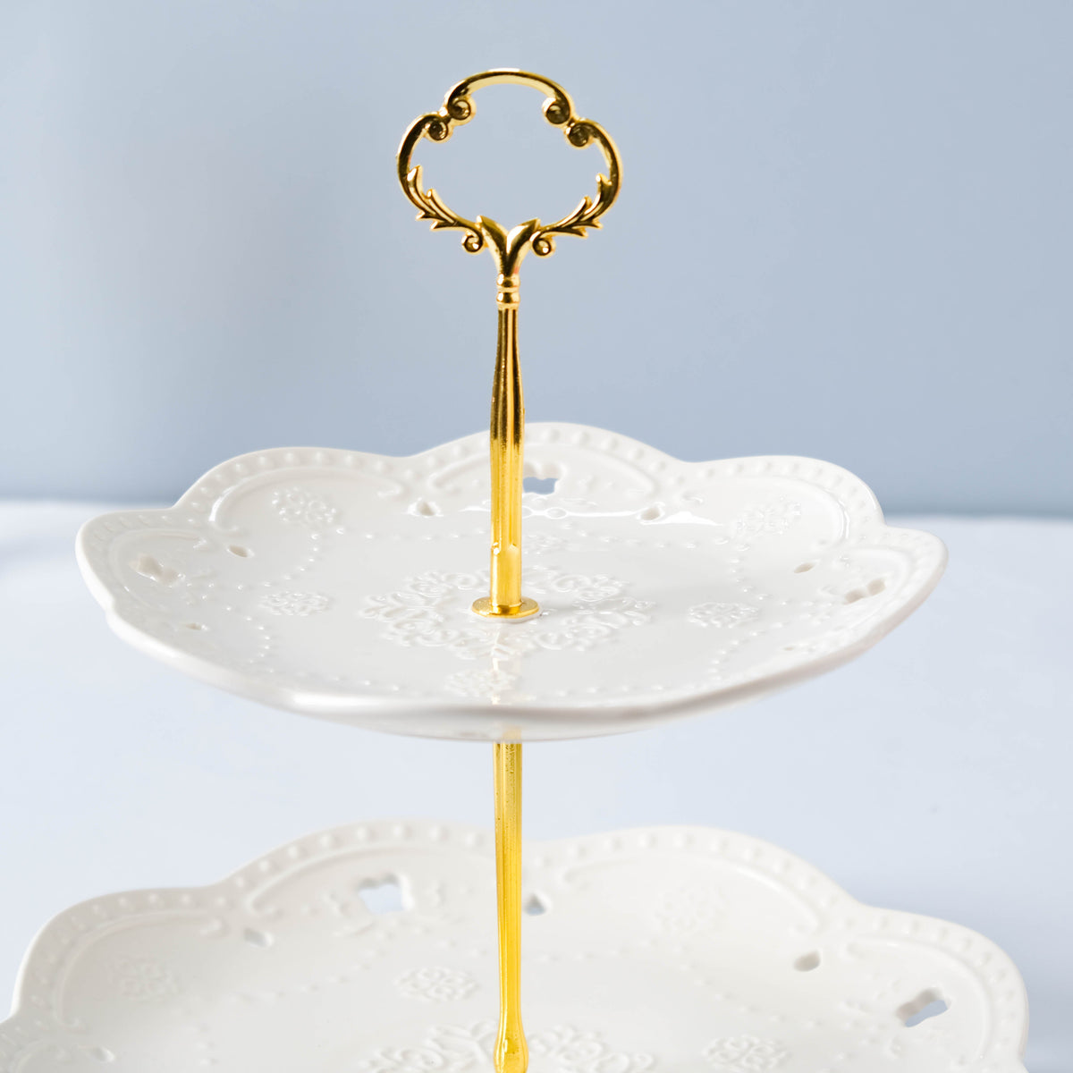 White Crochet Ceramic 2-tier Cupcake Stand Nestasia
