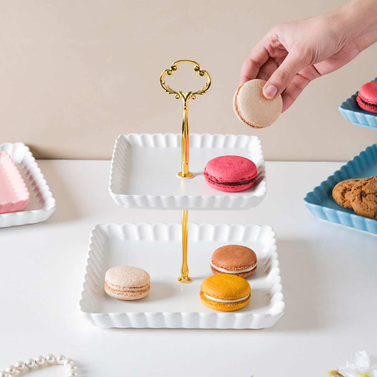 Snow White Square 2-tier Cupcake Stand Nestasia