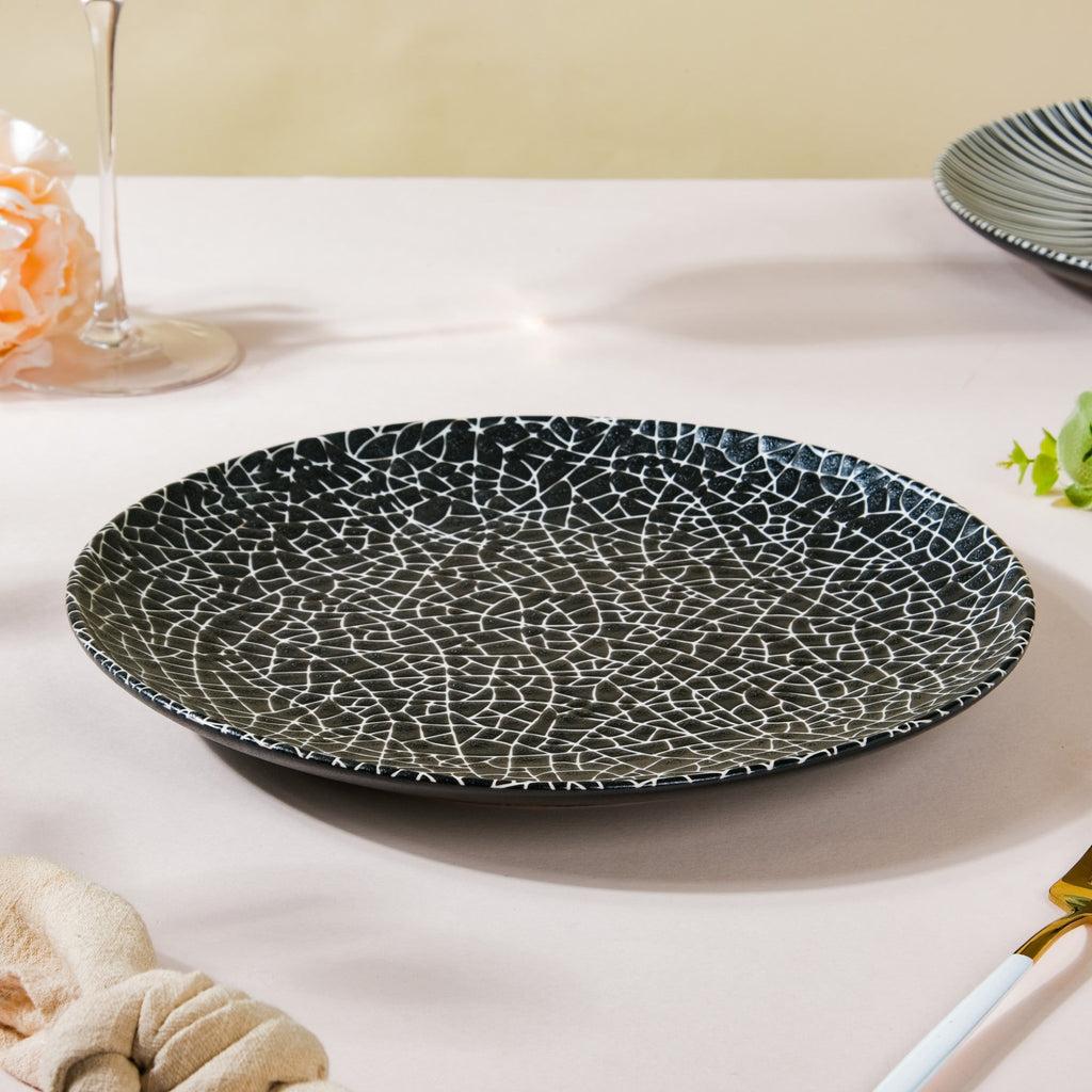 Stone Patterned Ceramic Dinner Plate Black 9.5 Inch Nestasia