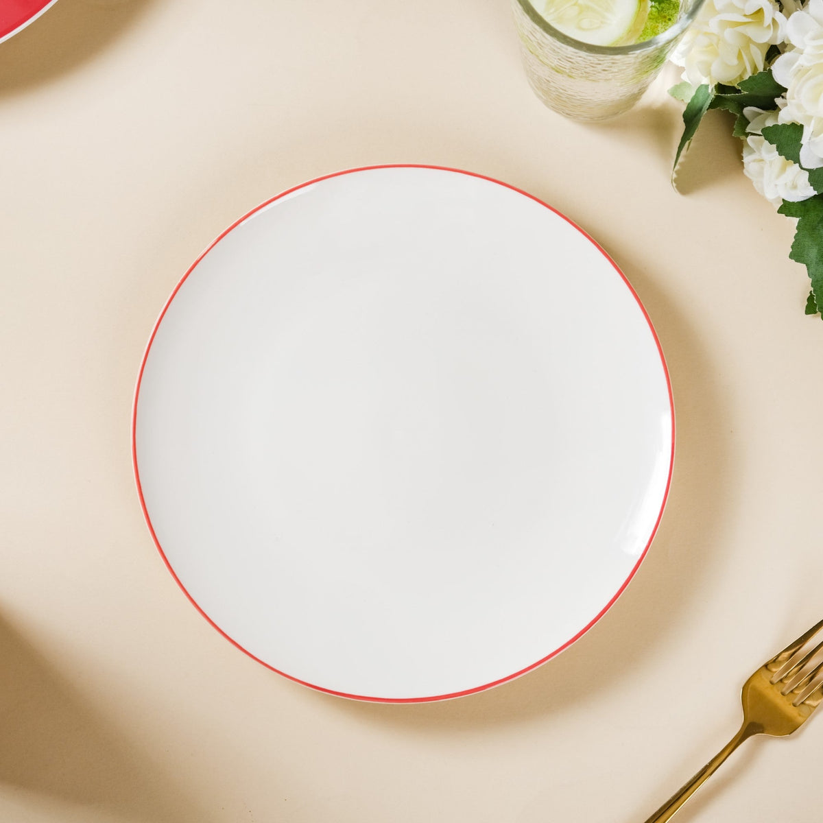 Riona Red Rimmed Ceramic Snack Plate 8-Inch Nestasia