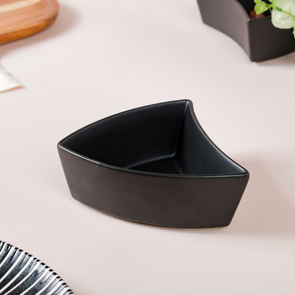 Dry Fruit Bowl Black Set Of 5 200 ml Nestasia