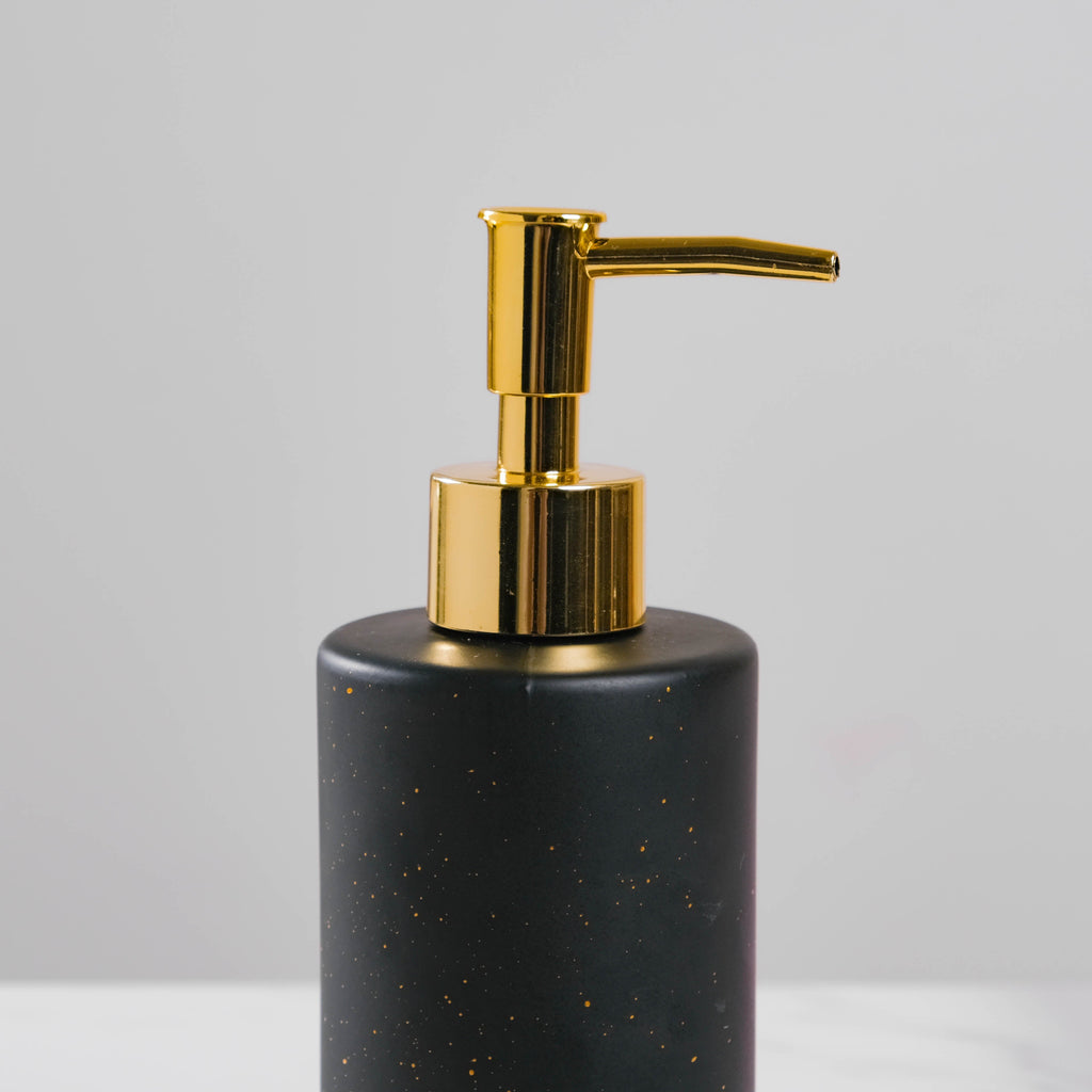 Chimera Black Ceramic Dispenser With Nozzle Nestasia