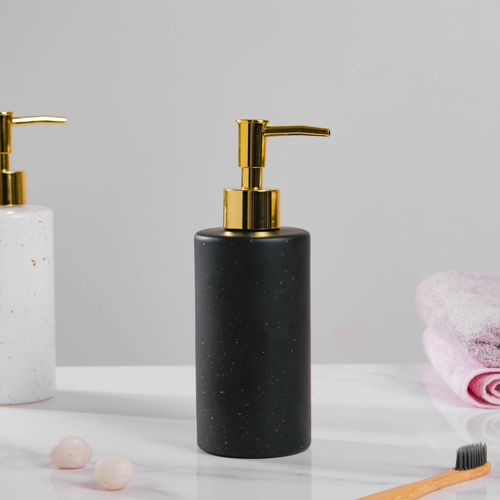 Chimera Black Ceramic Dispenser With Nozzle Nestasia