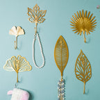 Leaf Hook Nestasia