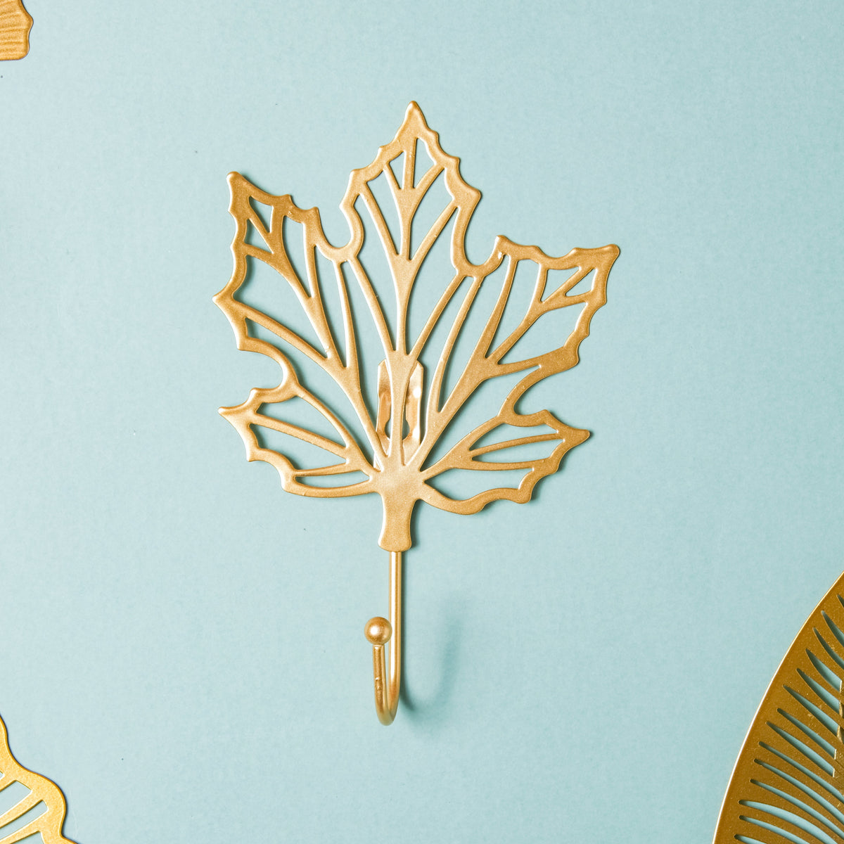 Leaf Hook Nestasia