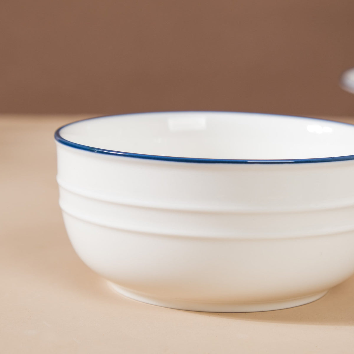 Riona Ceramic Popcorn Bowl White And Blue 400 ml Nestasia
