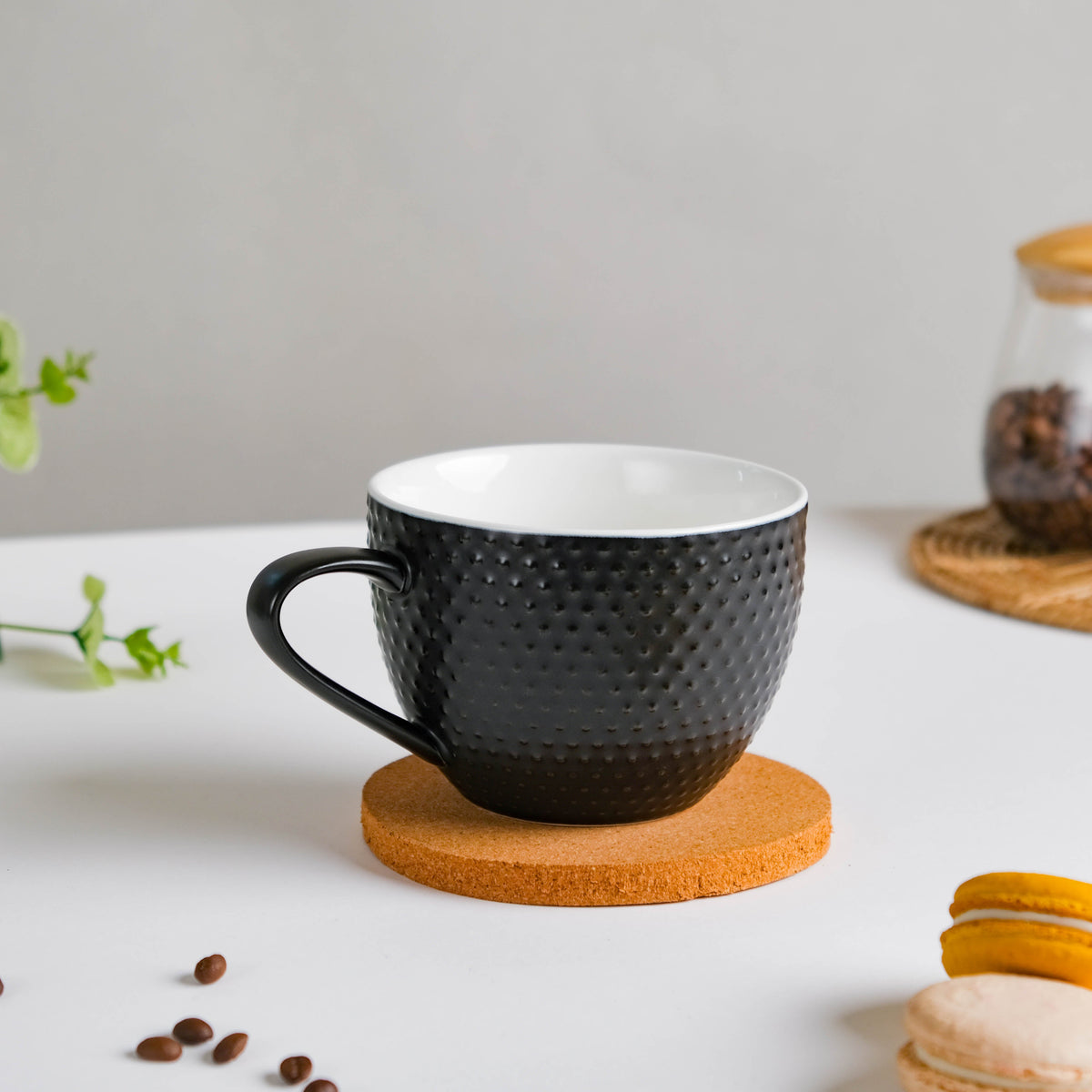 Dotty Modern Black Ceramic Cup With Coaster Nestasia
