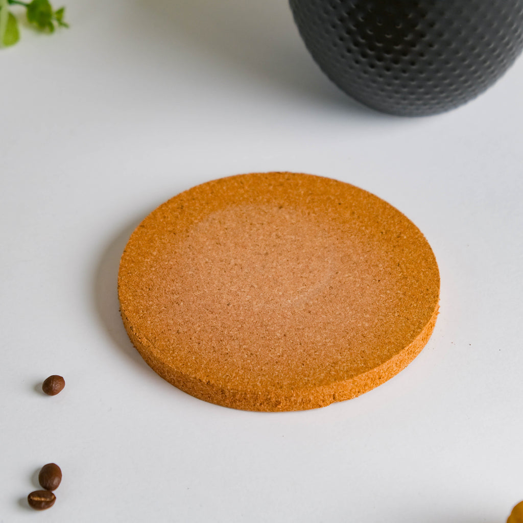 Dotty Modern Black Ceramic Cup With Coaster Nestasia
