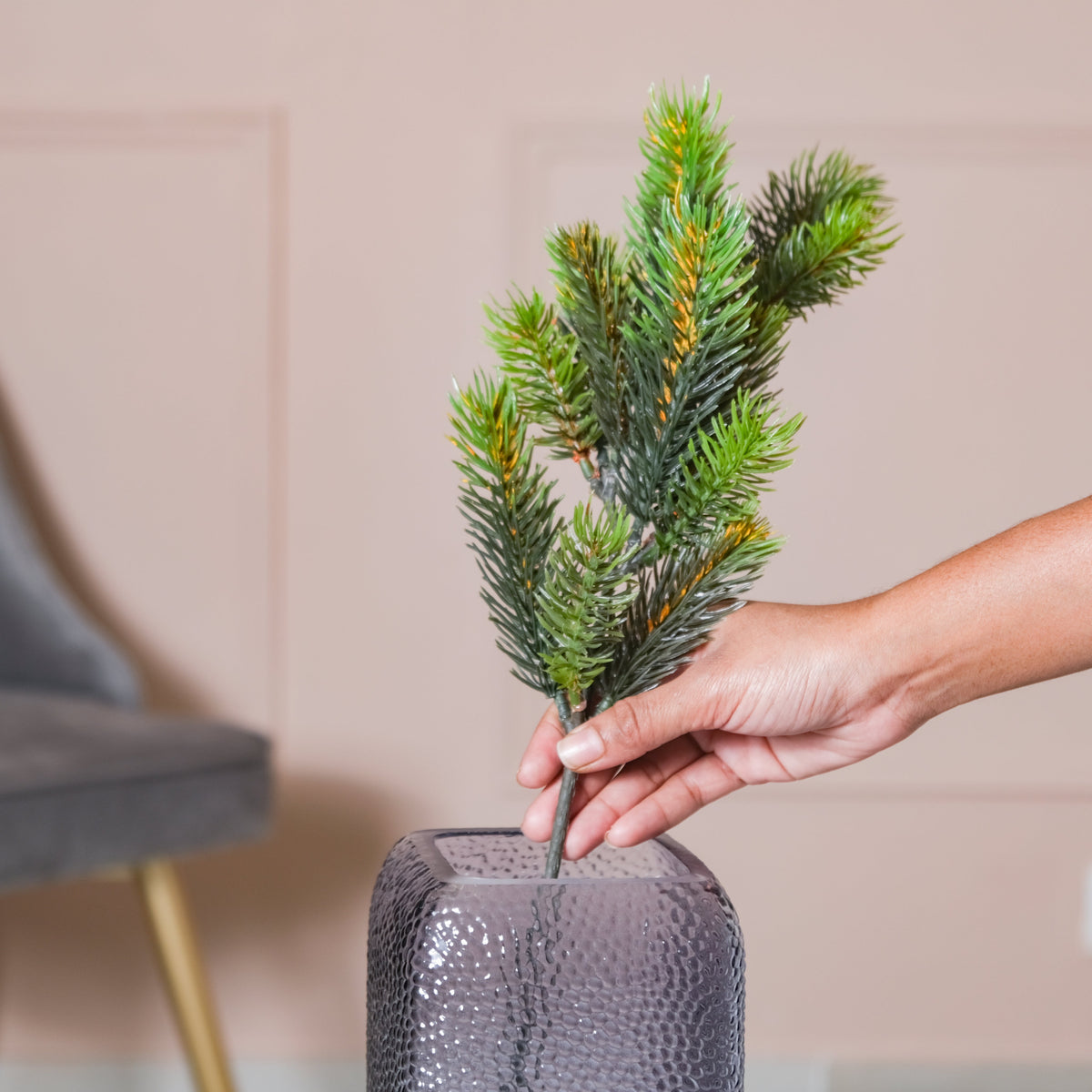 Pine Leaves Nestasia