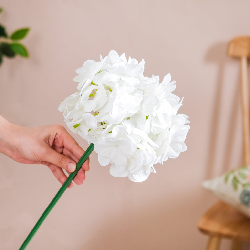 Artificial Hydrangea White Nestasia