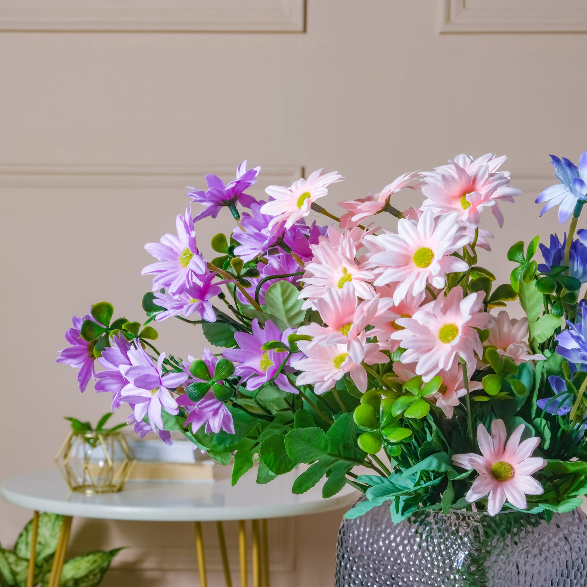 Daisy Flower Stem Nestasia
