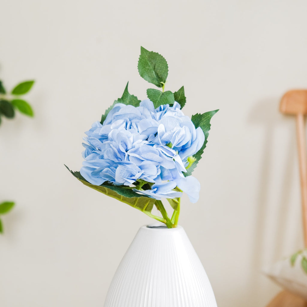 Hydrangea With Leaves Blue Nestasia