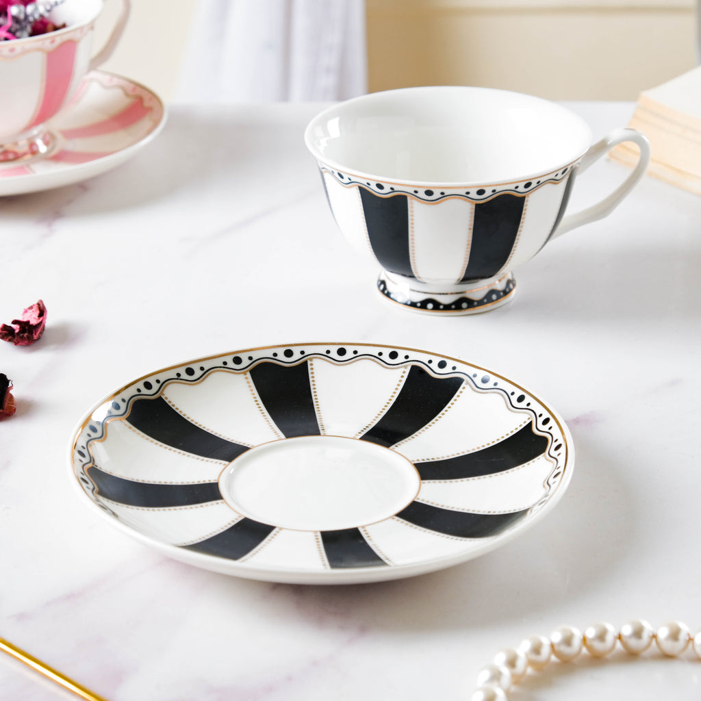 Opal Black Cup and Saucer Set 150 ml Nestasia