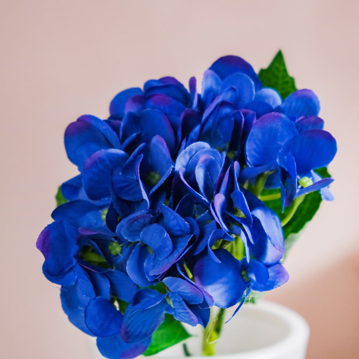Faux Decor Flower Nestasia
