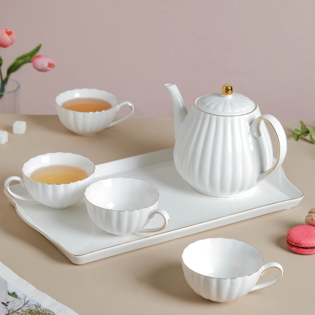 White Truffle Ribbed 1 Litre Teapot With Set of 4 Cups 150 ml Nestasia