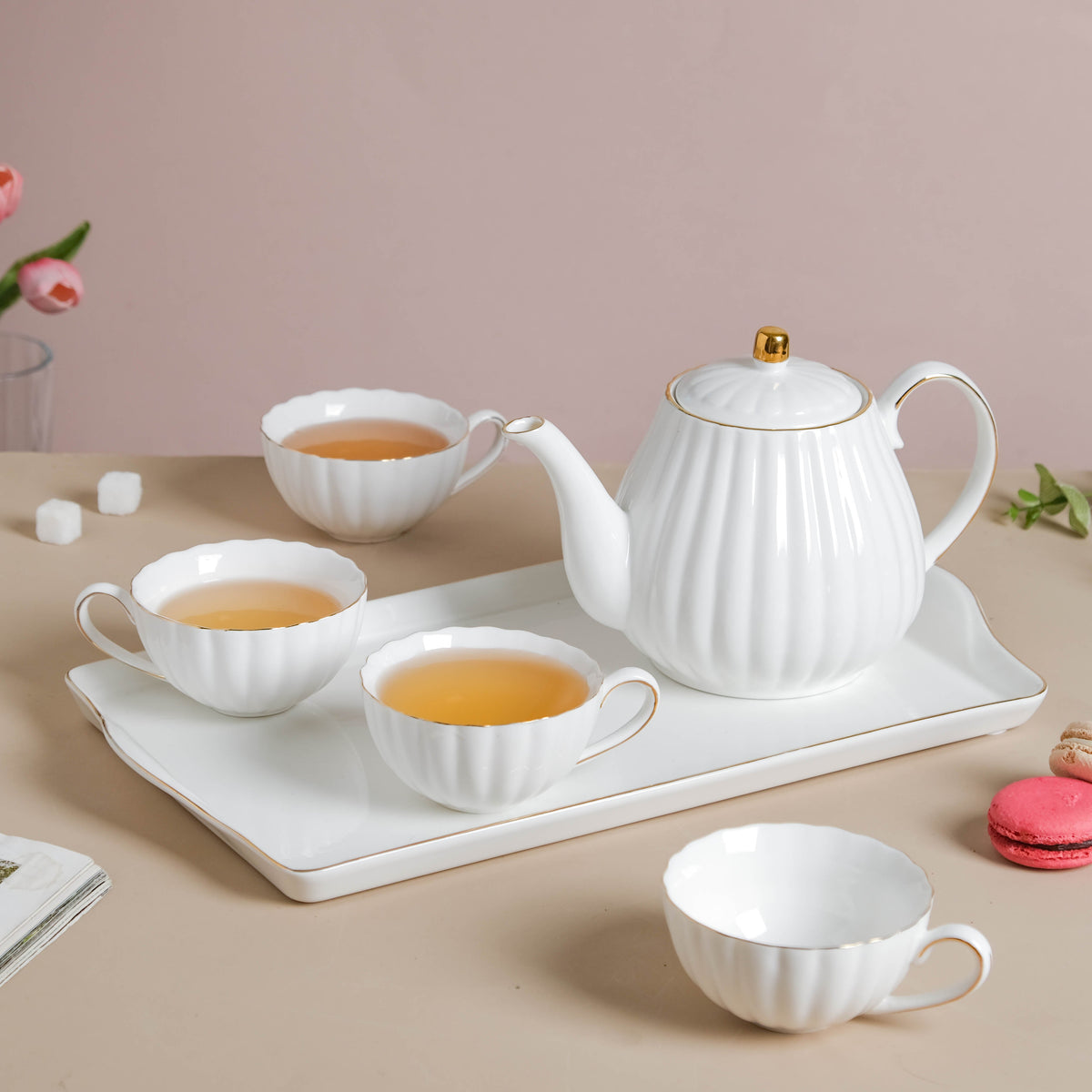 White Truffle Ribbed 1 Litre Teapot With Set of 4 Cups 150 ml Nestasia