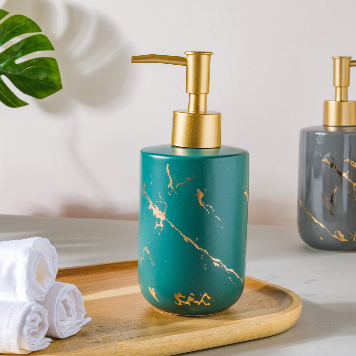 Ceramic Pump Dispenser Bottle Nestasia