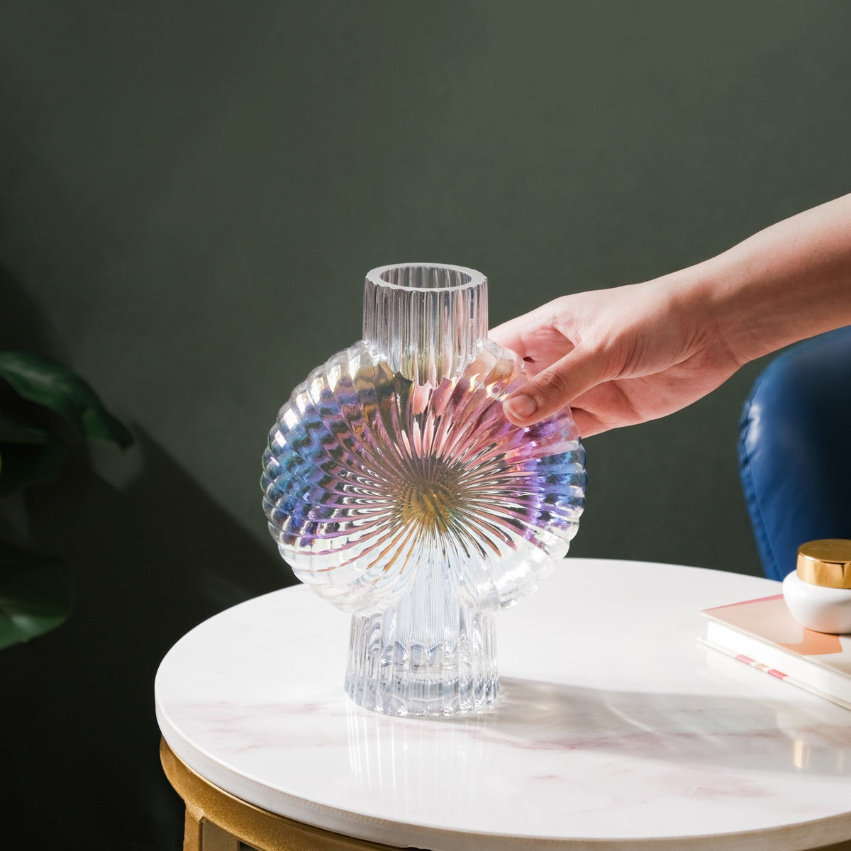 Shimmer Shell Design Glass Vase Small Nestasia