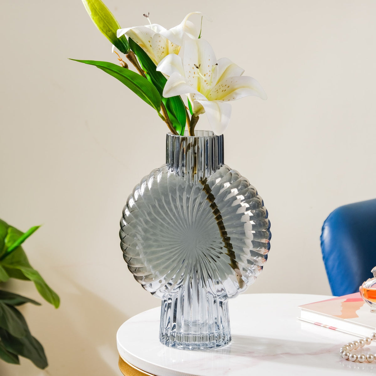 Vortex Glass Vase Grey Nestasia