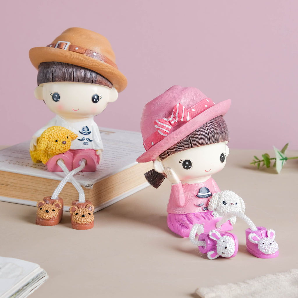 Cowgirl Resin Showpiece With Hanging Legs Nestasia