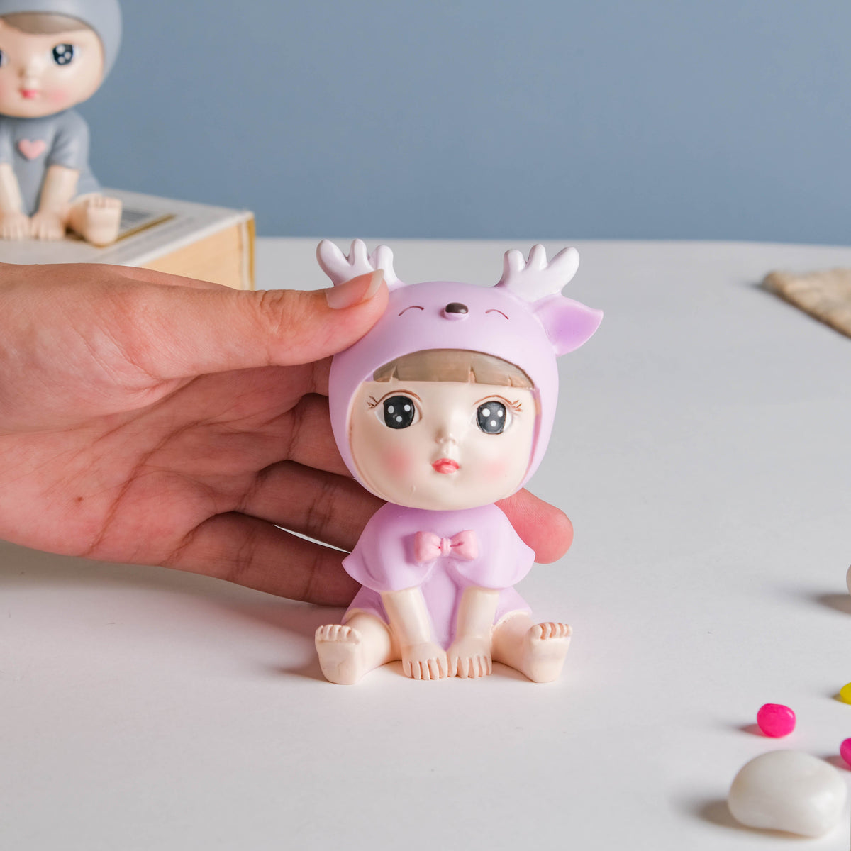 Toddler Girl With Deer Hat Showpiece Nestasia