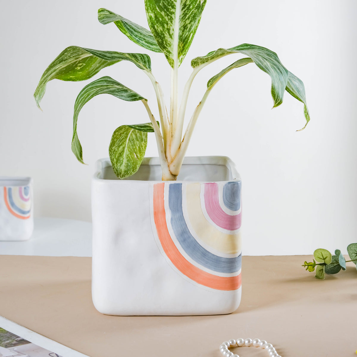 Rainbow Square Pot Large Nestasia