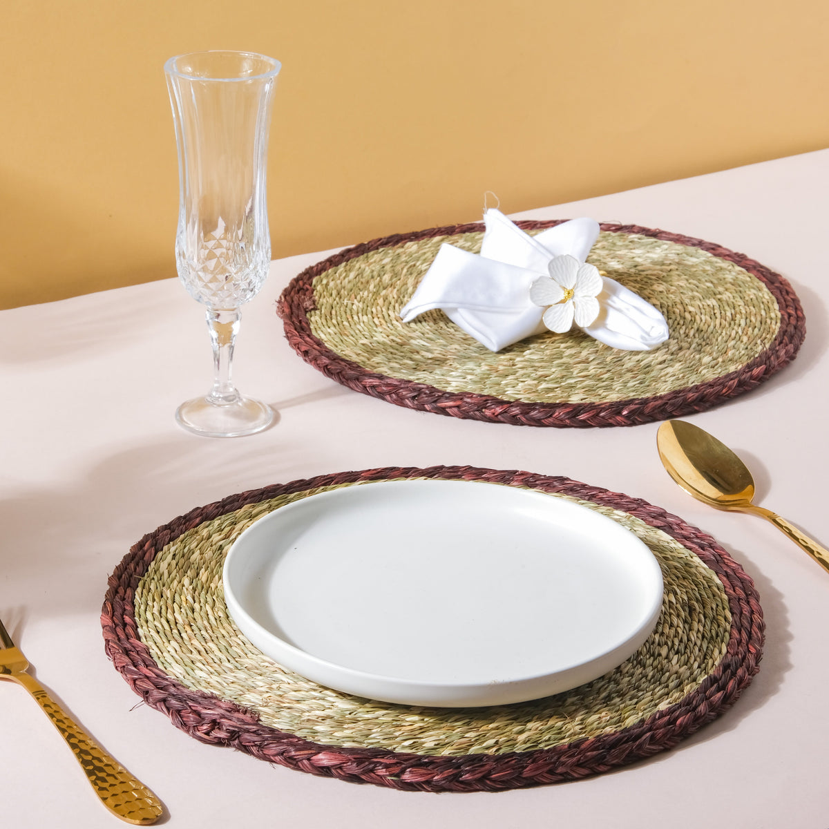 Round Sabai Trivet Brown Nestasia