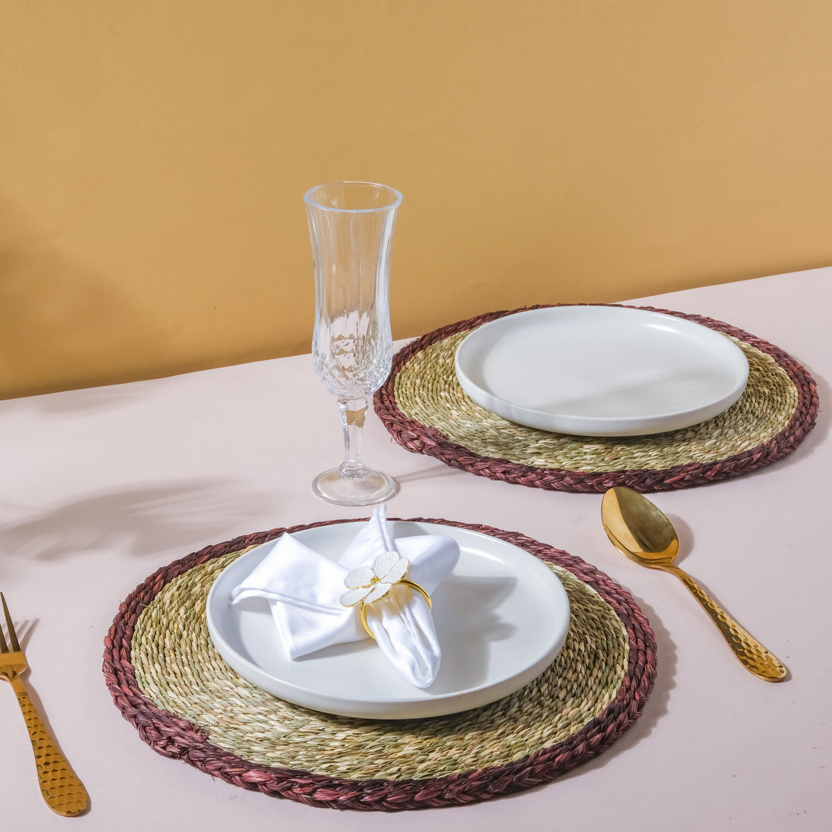 Round Sabai Trivet Brown Nestasia