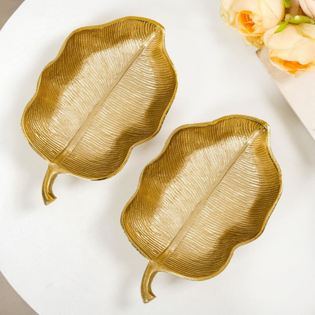 Leaf Metal Platter Gold Set Of 2 Nestasia