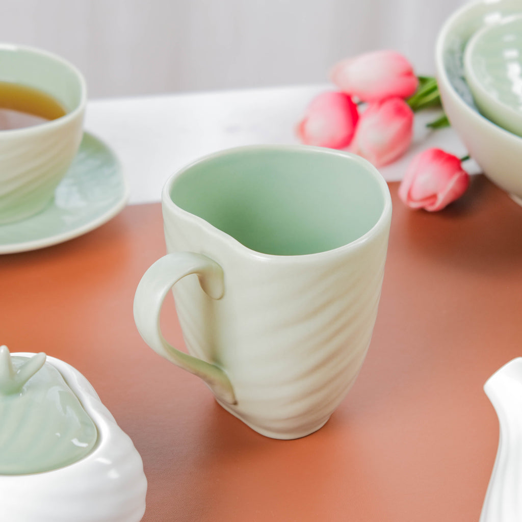 Taro Leaf Green Coffee Mug Nestasia
