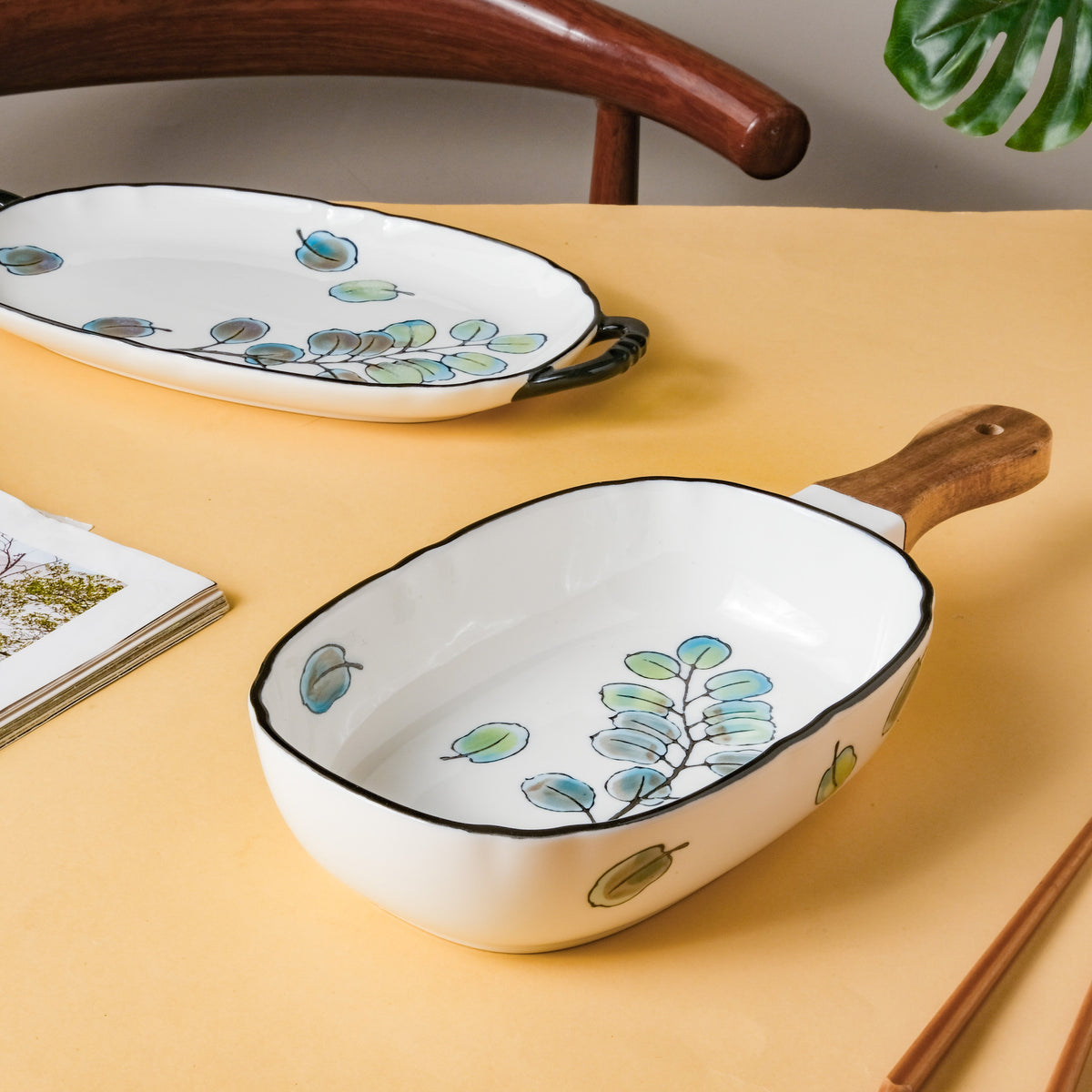 Leaf Ceramic Pasta Bowl Nestasia
