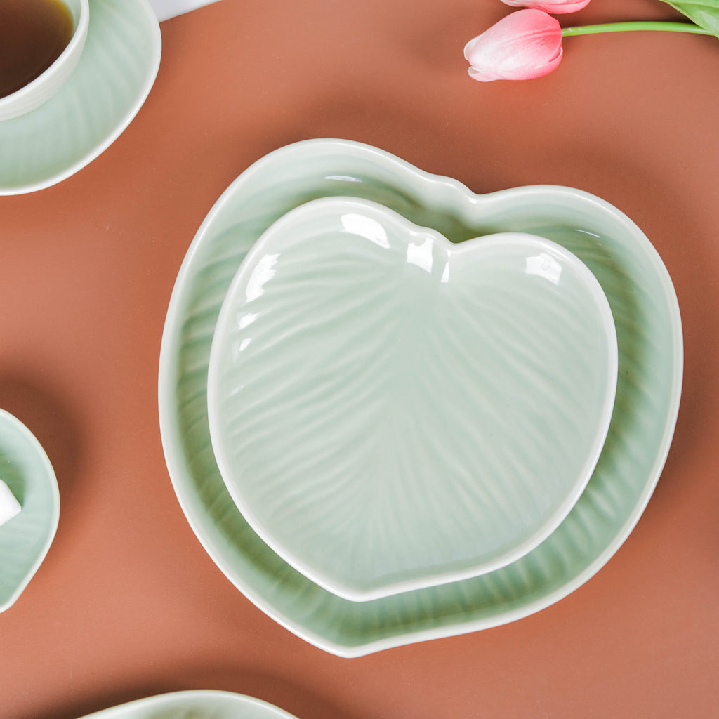 Taro Leaf Small Snack Plate 7 Inch Nestasia