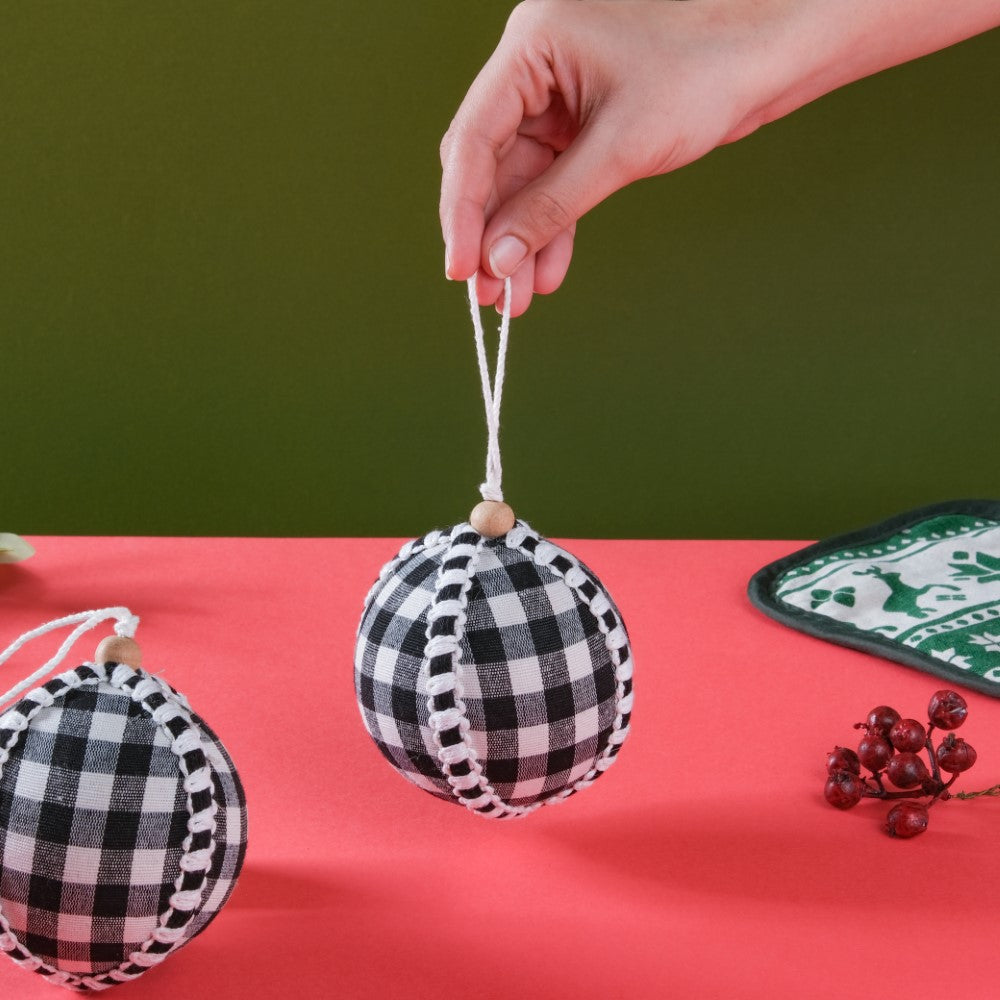 Plaid Christmas Ball Ornament Set Of 2 Nestasia