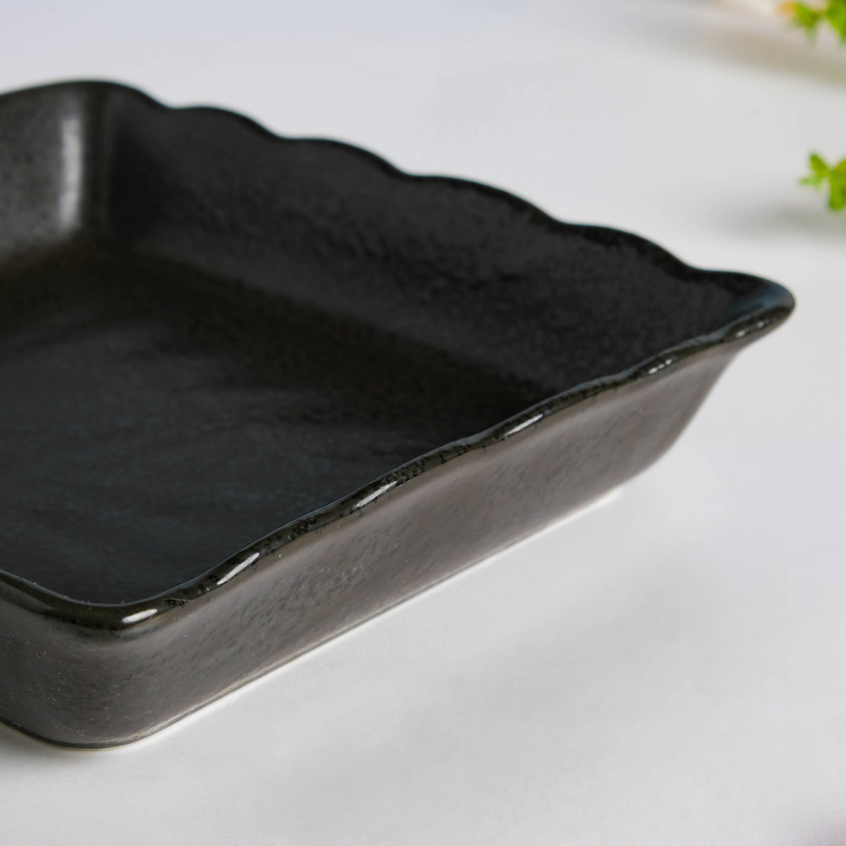 Ebony Black Chip and Dip Plate Nestasia