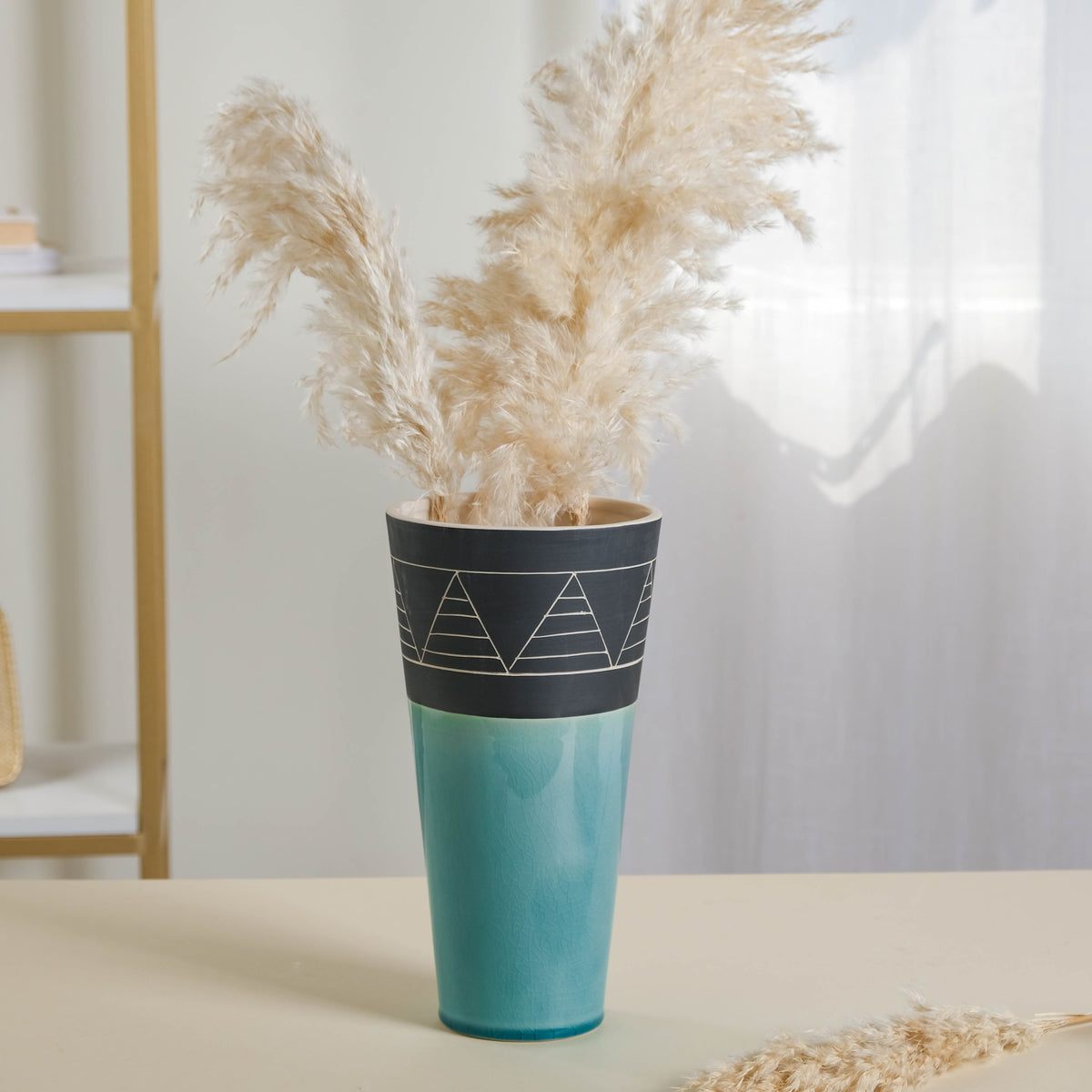 Blue Contemporary Vase Nestasia