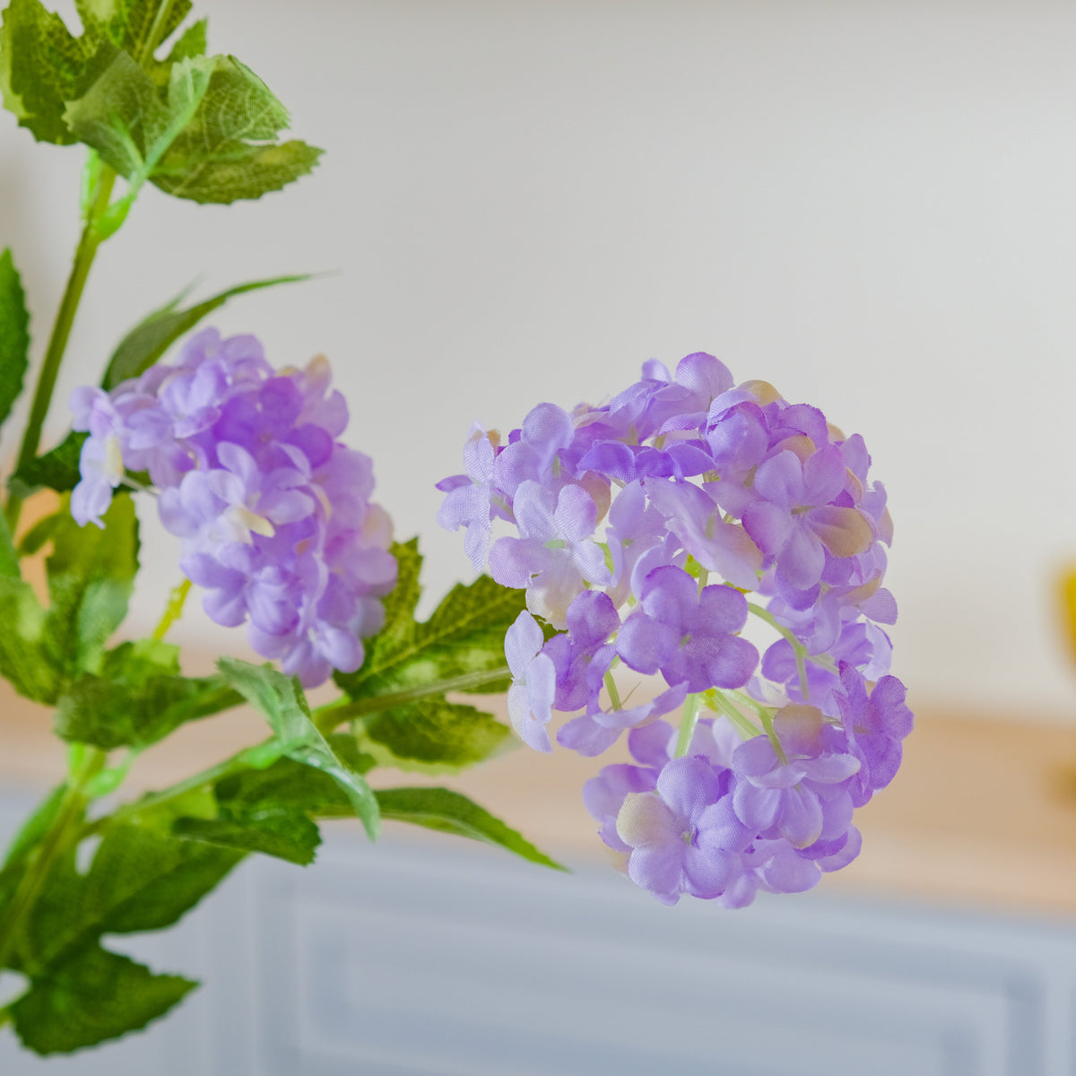 Silk Hydrangea Stem Nestasia