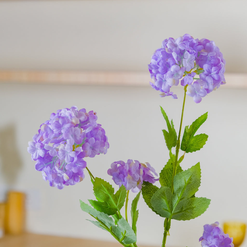 Silk Hydrangea Stem Nestasia