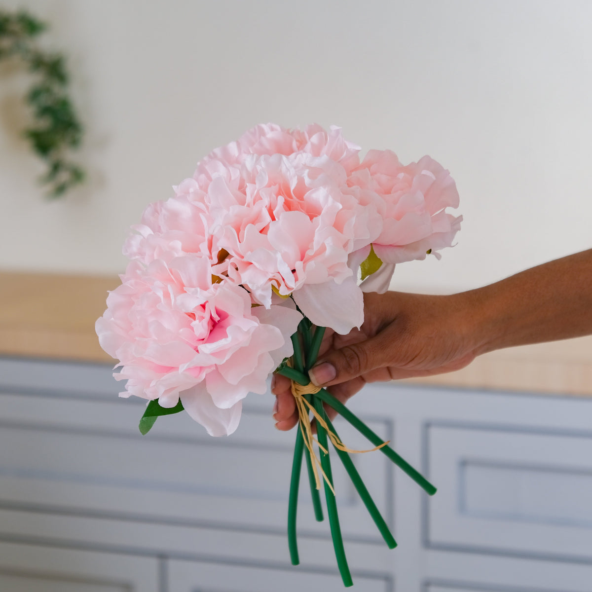 Peony Stem Nestasia