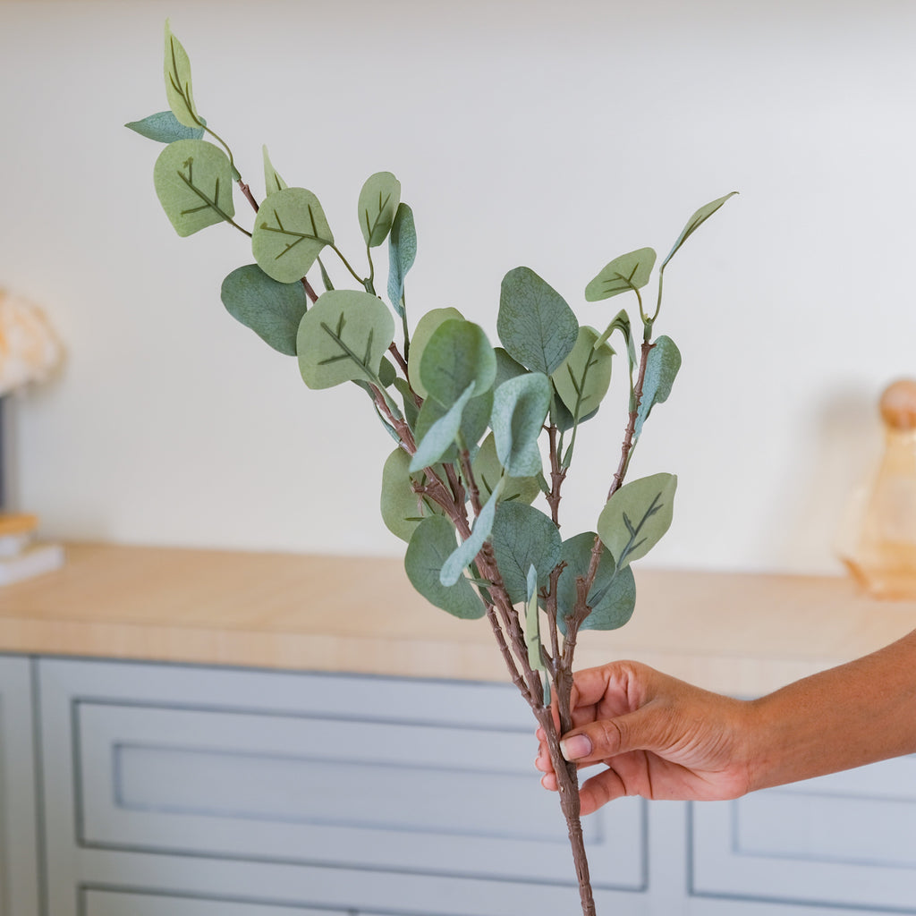 Decorative Leaf Stem Nestasia