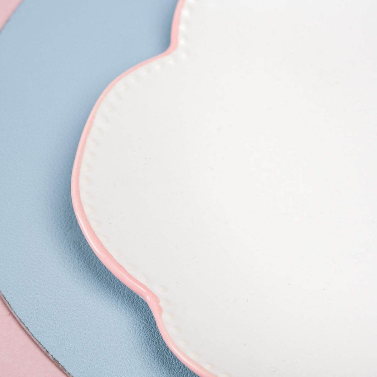 Thought Bubble Plates Nestasia